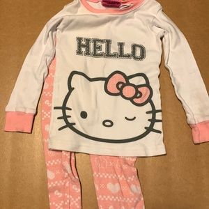 Hello Kitty pajama set